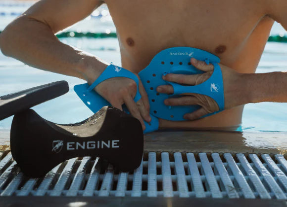 Hand Paddle – Engine Swim Australia
